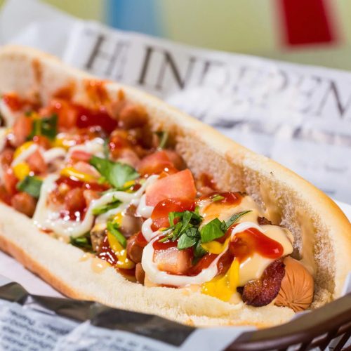 pinks-hot-dogs_1600x